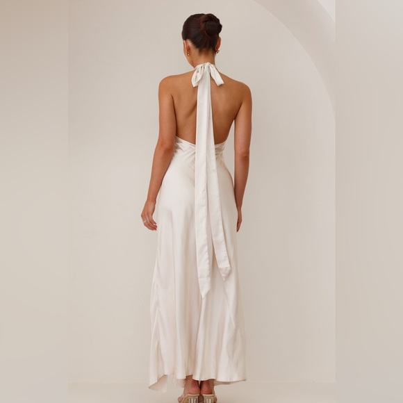 Amalia Maxi Dress - Champagne - Picture 3 of 6